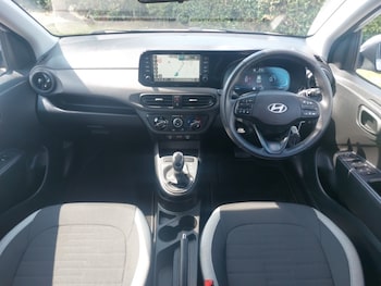 Used Hyundai i10 2024 for sale - 79263287: Photo