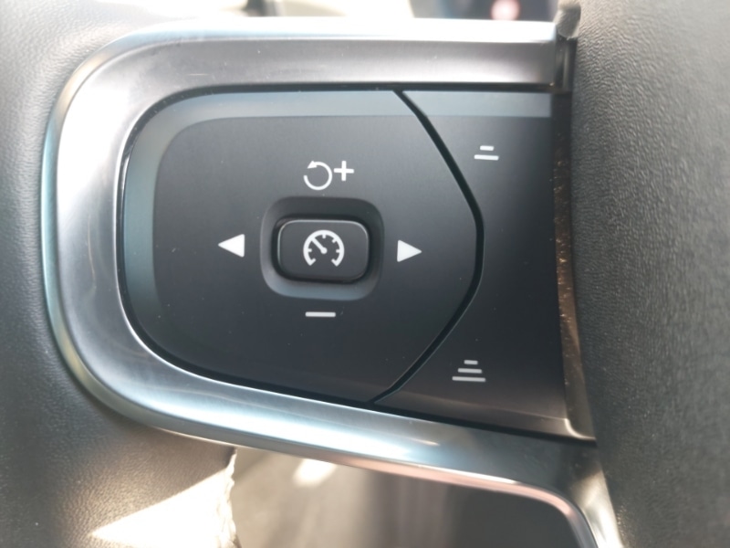 Used Volvo XC40 2024 for sale - 77987615: Photo 16