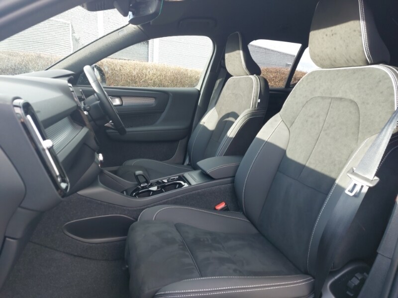 Used Volvo XC40 2024 for sale - 77987615: Photo 5