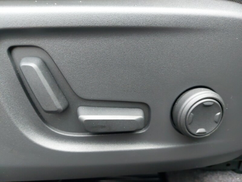 Used Volvo XC40 2025 for sale - 77815817: Photo 12