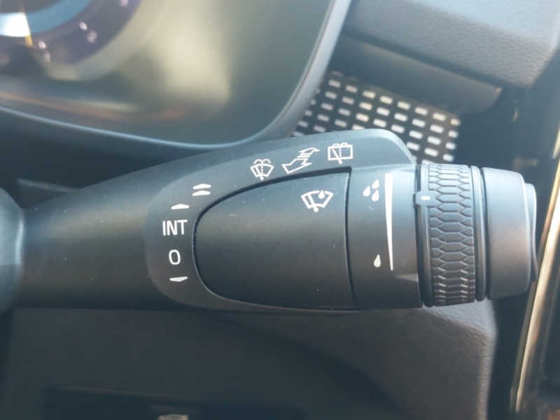 Used Volvo XC40 2023 for sale - 76054049: Photo 16