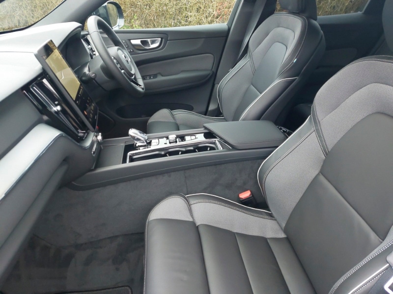 Used Volvo XC60 2025 for sale - 77751668: Photo 5