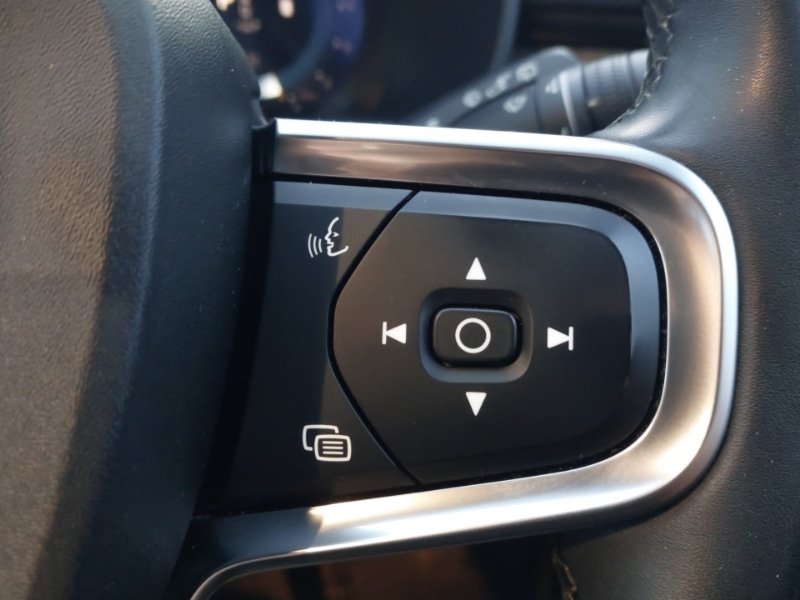 Used Volvo XC40 2023 for sale - 76906708: Photo 15