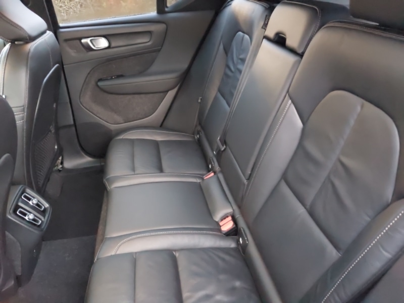 Used Volvo XC40 2023 for sale - 76906708: Photo 6