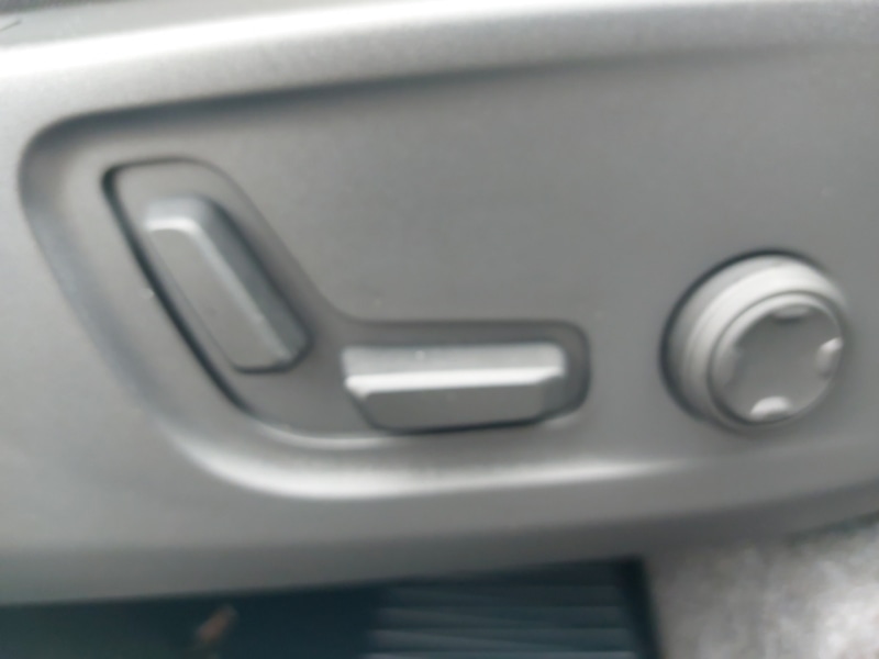 Used Volvo XC40 2025 for sale - 76150380: Photo 12