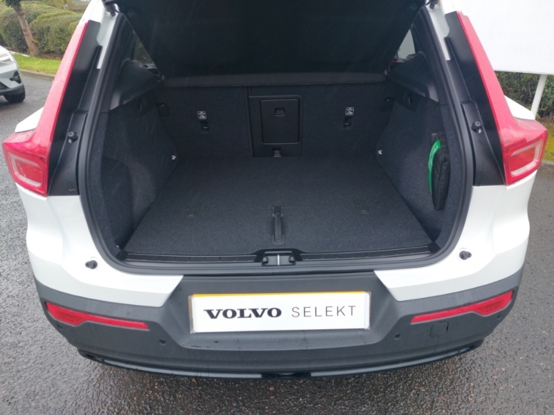 Used Volvo XC40 2025 for sale - 76150380: Photo 8