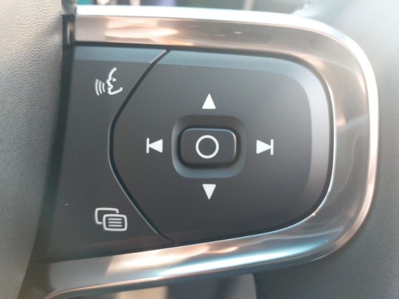 Used Volvo XC40 2025 for sale - 77105444: Photo 14