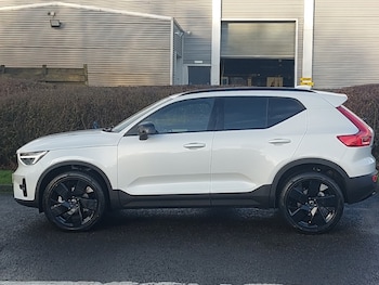 Used Volvo XC40 2025 for sale - 77105444: Photo