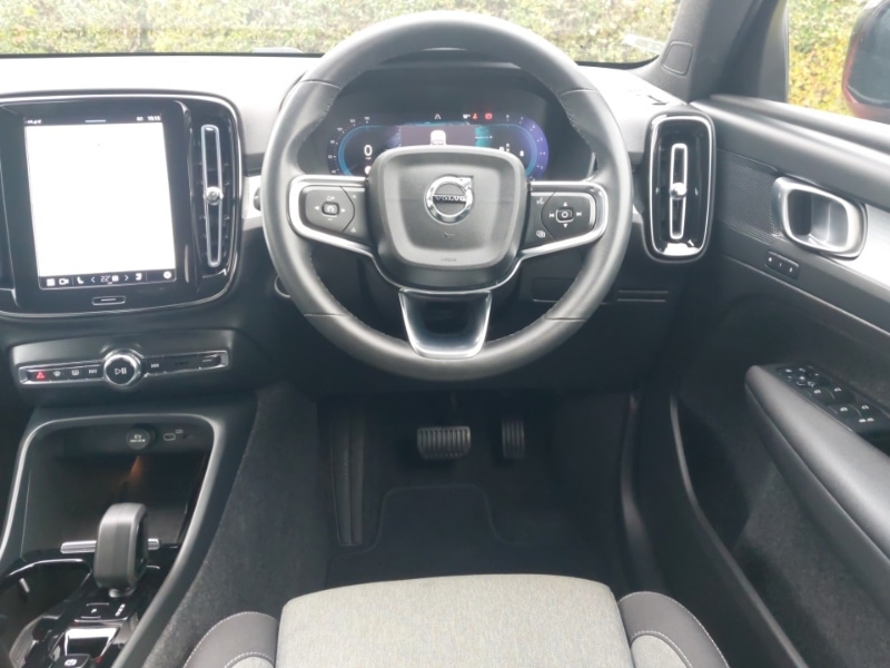 Used Volvo XC40 2023 for sale - 76275843: Photo 7