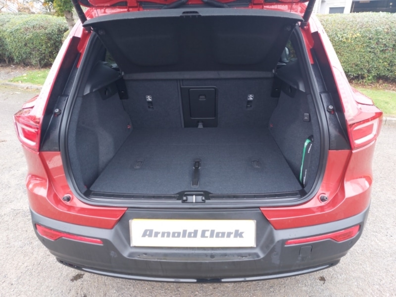 Used Volvo XC40 2023 for sale - 76275843: Photo 8