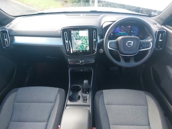 Used Volvo XC40 2024 for sale - 75976936: Photo