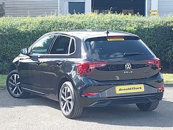 Used Volkswagen Polo 2024 for sale - 79432919: Photo