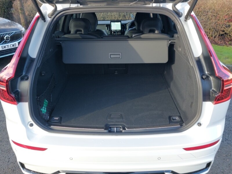 Used Volvo XC60 2025 for sale - 77209140: Photo 8