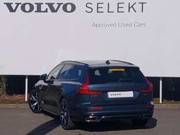 Used Volvo V60 2021 for sale - 74860427: Photo