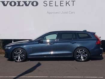 Used Volvo V60 2021 for sale - 74860427: Photo