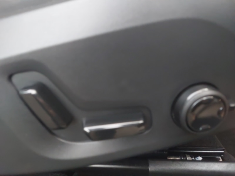 Used Volvo XC60 2025 for sale - 76795570: Photo 12