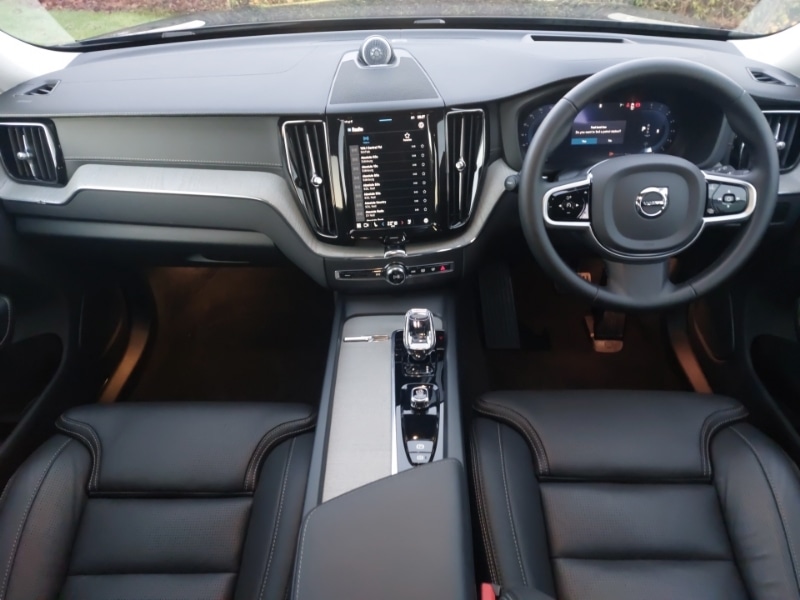 Used Volvo XC60 2025 for sale - 76795570: Photo 2