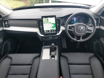Used Volvo XC90 2025 for sale - 79382882: Photo