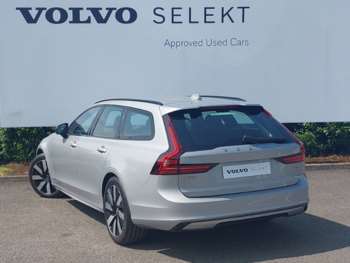 Used Volvo V90 2025 for sale - 74933234: Photo