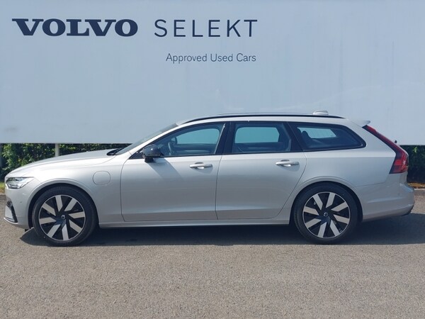 Used Volvo V90 2025 for sale - 74933234: Photo 4