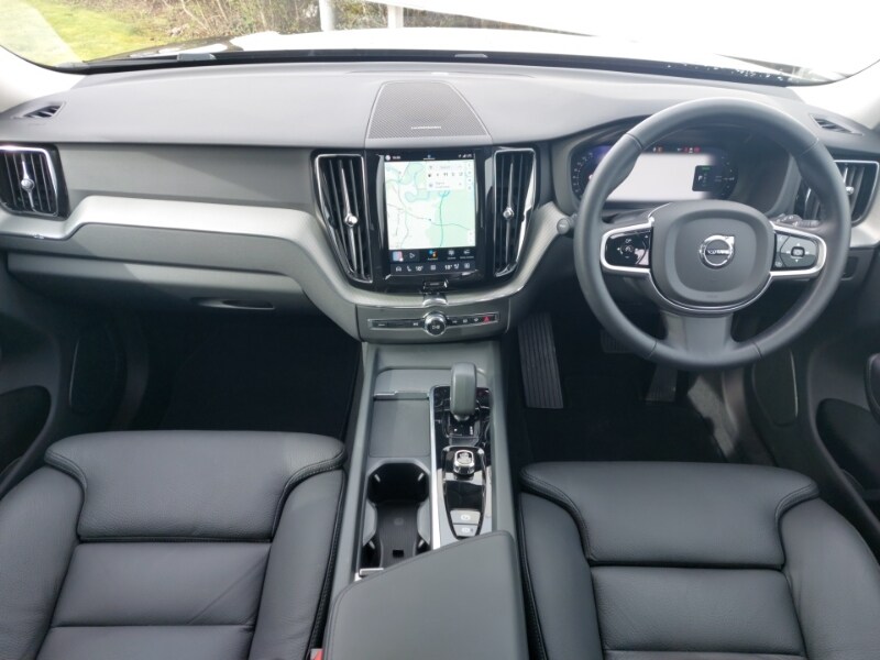 Used Volvo XC60 2025 for sale - 77999758: Photo 2