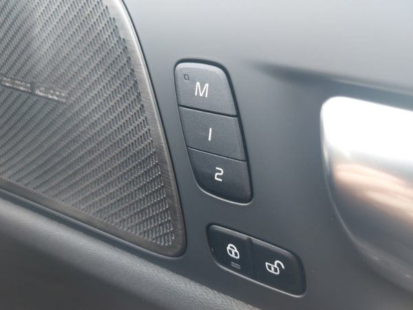 Used Volvo V60 2025 for sale - 74898689: Photo 12