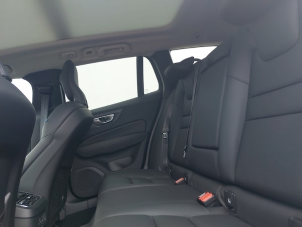Used Volvo V60 2025 for sale - 74898689: Photo 6