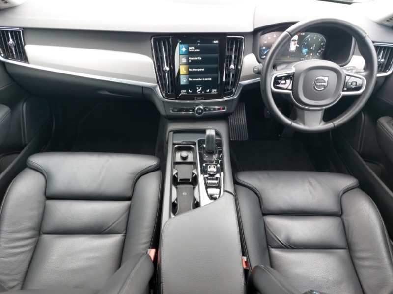 Used Volvo V90 2021 for sale - 76365736: Photo 2