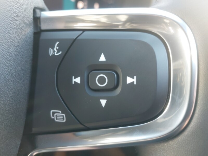 Used Volvo XC40 2025 for sale - 77569070: Photo 14