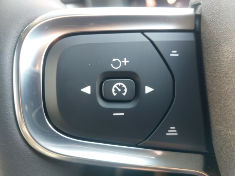 Used Volvo XC40 2025 for sale - 77569070: Photo 15