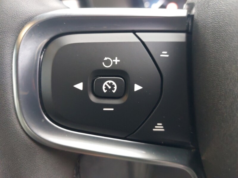 Used Volvo XC40 2022 for sale - 77999744: Photo 16