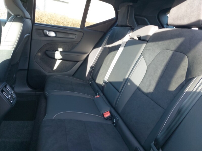 Used Volvo XC40 2025 for sale - 77569062: Photo 6