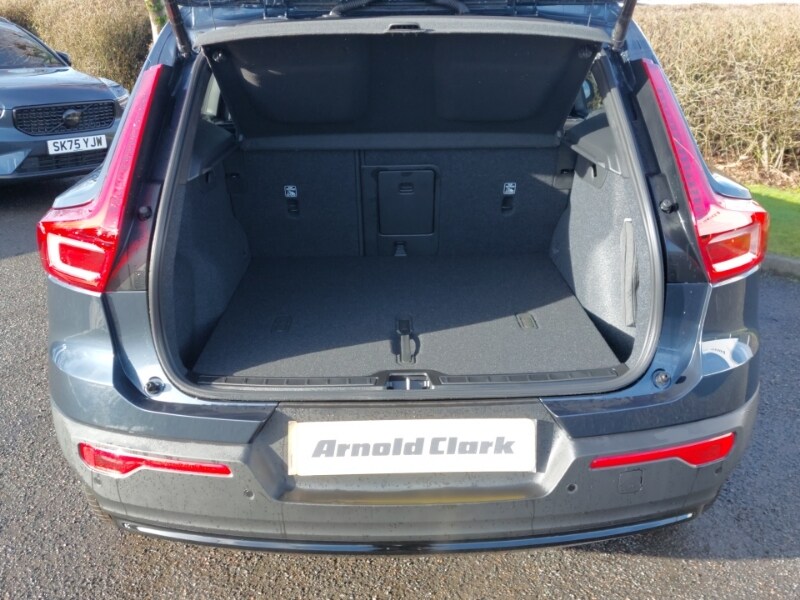 Used Volvo XC40 2025 for sale - 77569062: Photo 8