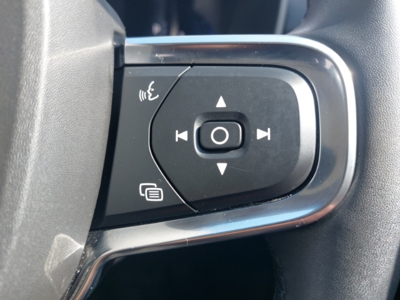 Used Volvo XC40 2022 for sale - 77197658: Photo 17