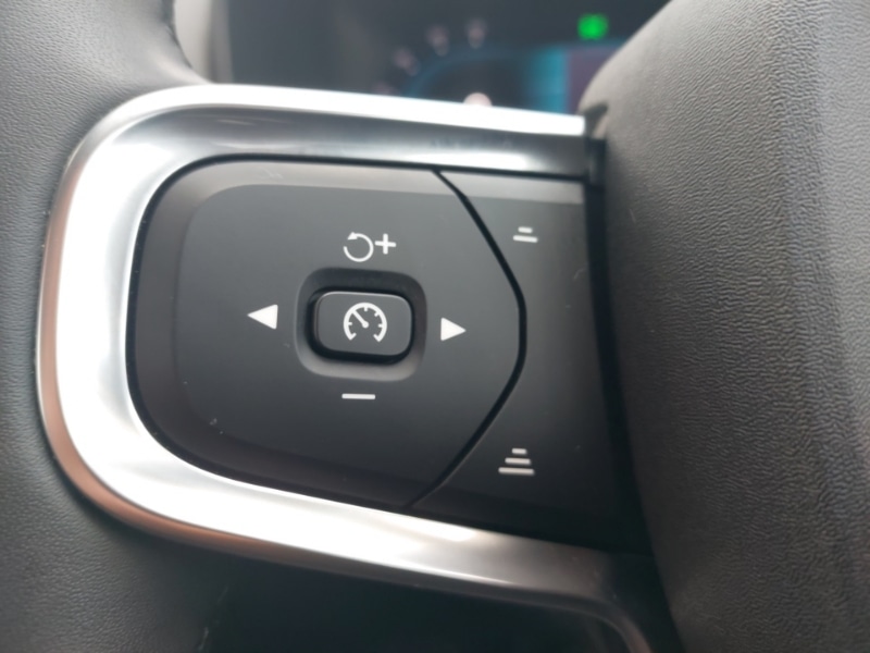 Used Volvo XC40 2024 for sale - 77183403: Photo 16