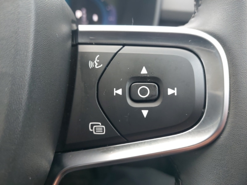 Used Volvo XC40 2024 for sale - 77183403: Photo 17