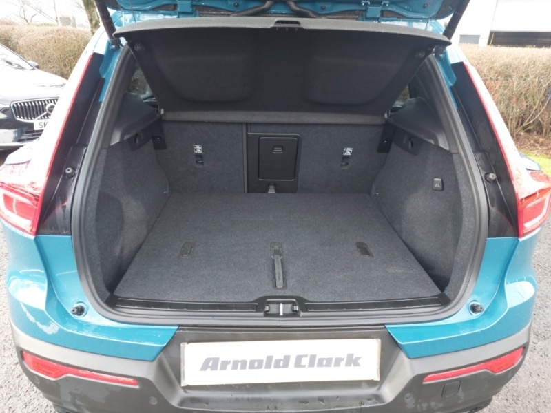 Used Volvo XC40 2024 for sale - 77183403: Photo 8