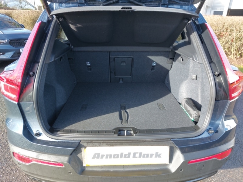 Used Volvo XC40 2025 for sale - 77569103: Photo 8