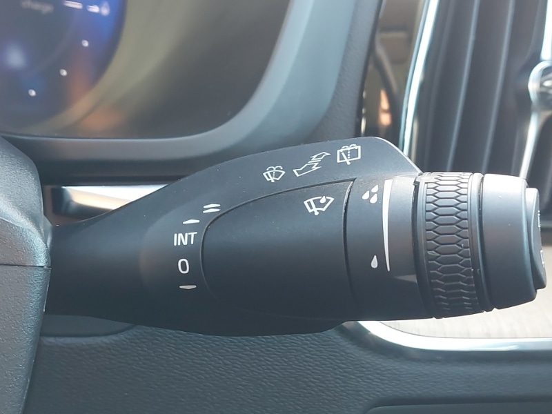 Used Volvo XC60 2025 for sale - 78023621: Photo 17