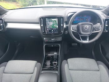 Used Volvo XC40 2023 for sale - 79278675: Photo