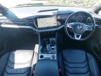 Used Volkswagen Touareg 2019 for sale - 74705944: Photo