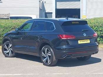 Used Volkswagen Touareg 2019 for sale - 74705944: Photo
