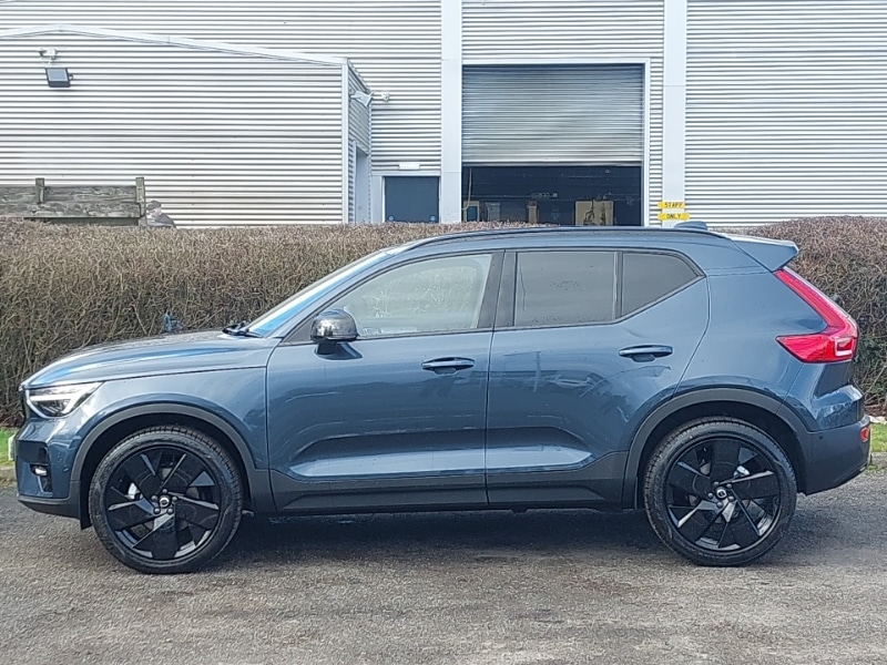 Used Volvo XC40 2025 for sale - 77969108: Photo 4