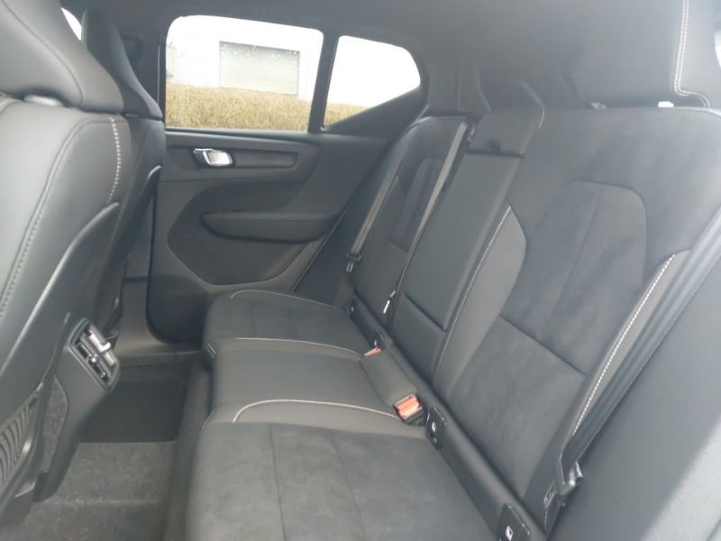 Used Volvo XC40 2025 for sale - 77573205: Photo 6