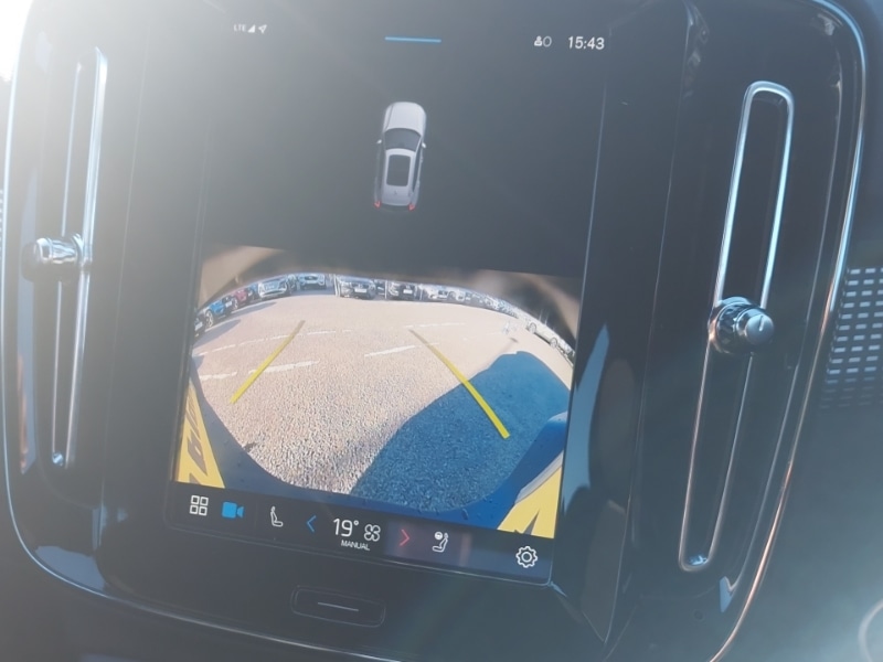 Used Volvo XC40 2024 for sale - 76254540: Photo 10