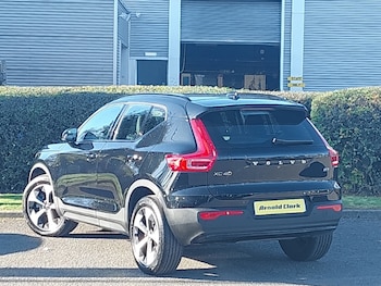 Used Volvo XC40 2024 for sale - 76254540: Photo 3