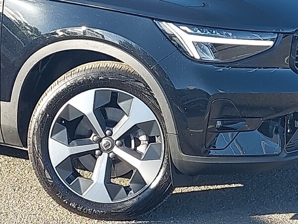 Used Volvo XC40 2024 for sale - 76254540: Photo 9