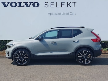 Used Volvo XC40 2025 for sale - 79214387: Photo