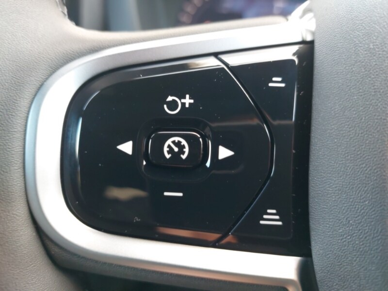 Used Volvo XC60 2025 for sale - 77209185: Photo 15