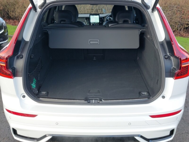 Used Volvo XC60 2025 for sale - 77209185: Photo 8